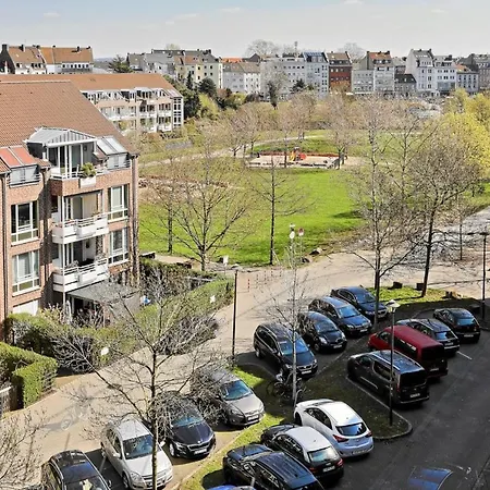 Appartement 'traveller Lodge' Grosszuegiges - 3 Bedroom 10min To Hbf, Full Kitchen, Homeoffice, Netflix, Wifi *